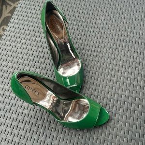 Guess open toe heels 8.5
